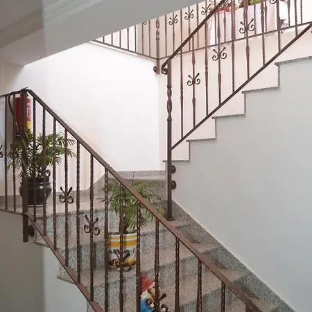 En Con Garaje *