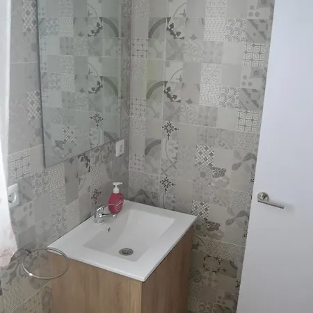 Appartamento En Con Garaje Olvera